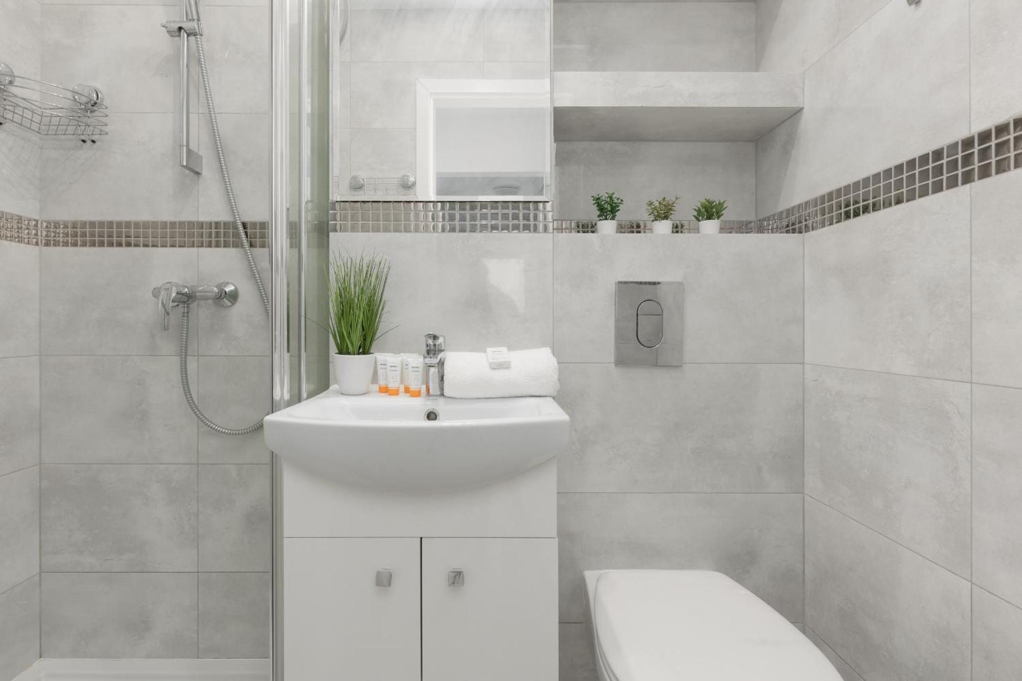 City Center Chmielna 100 Warsaw Ngoại thất bức ảnh
