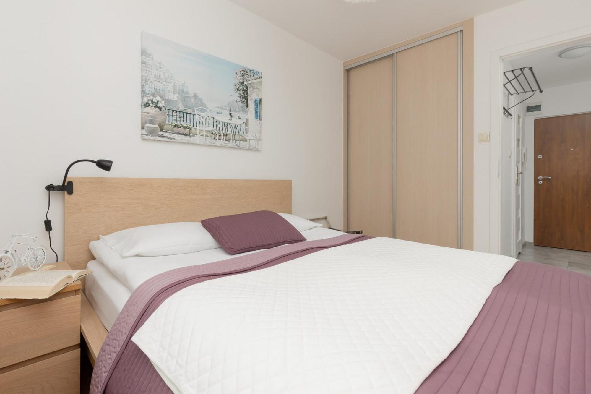 City Center Chmielna 100 Warsaw Ngoại thất bức ảnh